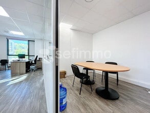 392 Avenue Des Genévriers, La Ciotat to rent Interior Photo- Image 2 of 16