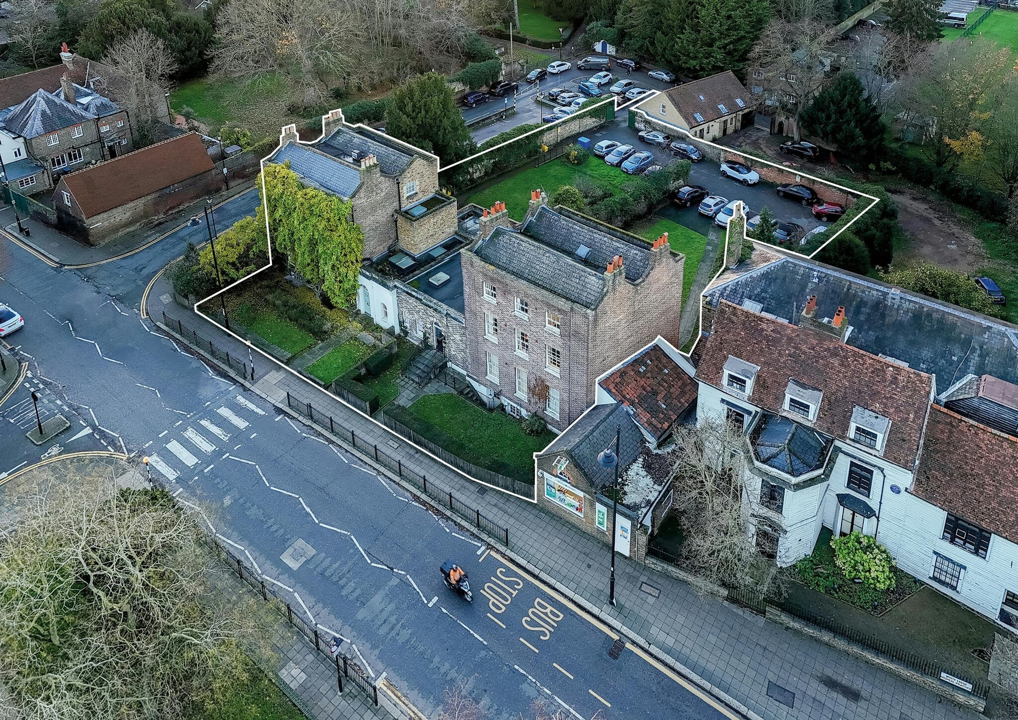 58-60 Silver St, Enfield for sale Primary Photo- Image 1 of 6