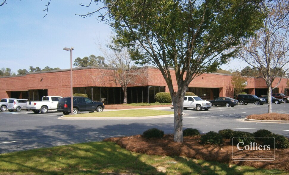 720 Gracern Rd, Columbia, SC for rent - Building Photo - Image 1 of 4