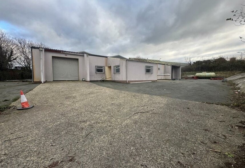 Priory Park, Milford Haven for sale - Building Photo - Image 2 of 5