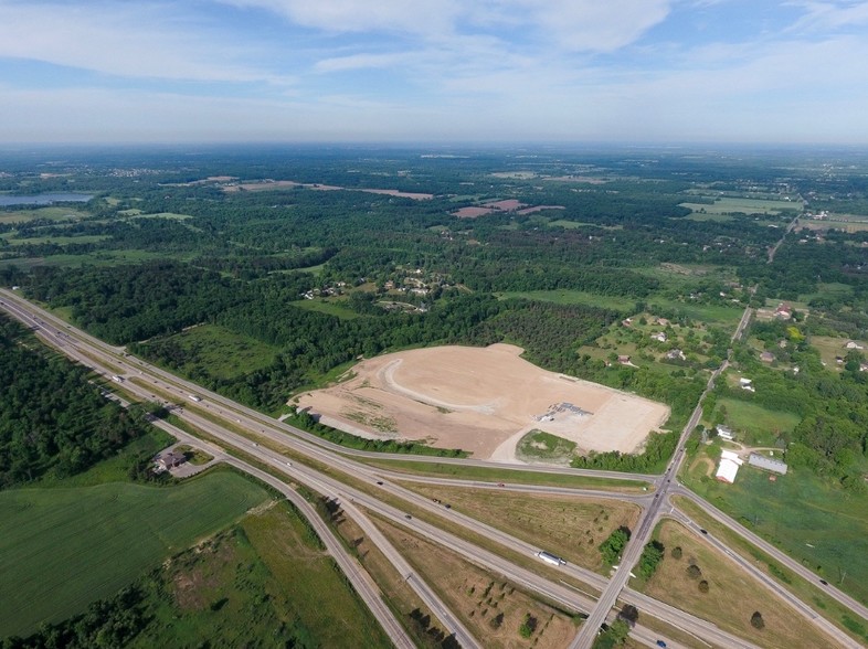 SWC US 23 & Clyde Rd, Hartland Township, MI for sale - Primary Photo - Image 1 of 1