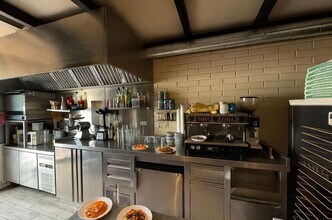 Retail in Barcelona, Barcelona to rent Interior Photo- Image 1 of 6