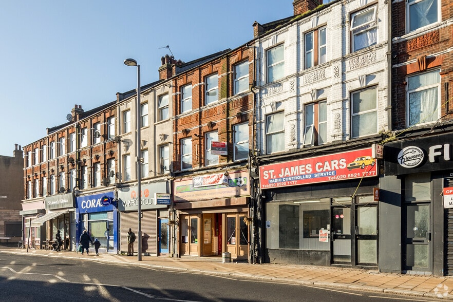 30 St. James's St, London to rent - Building Photo - Image 2 of 3