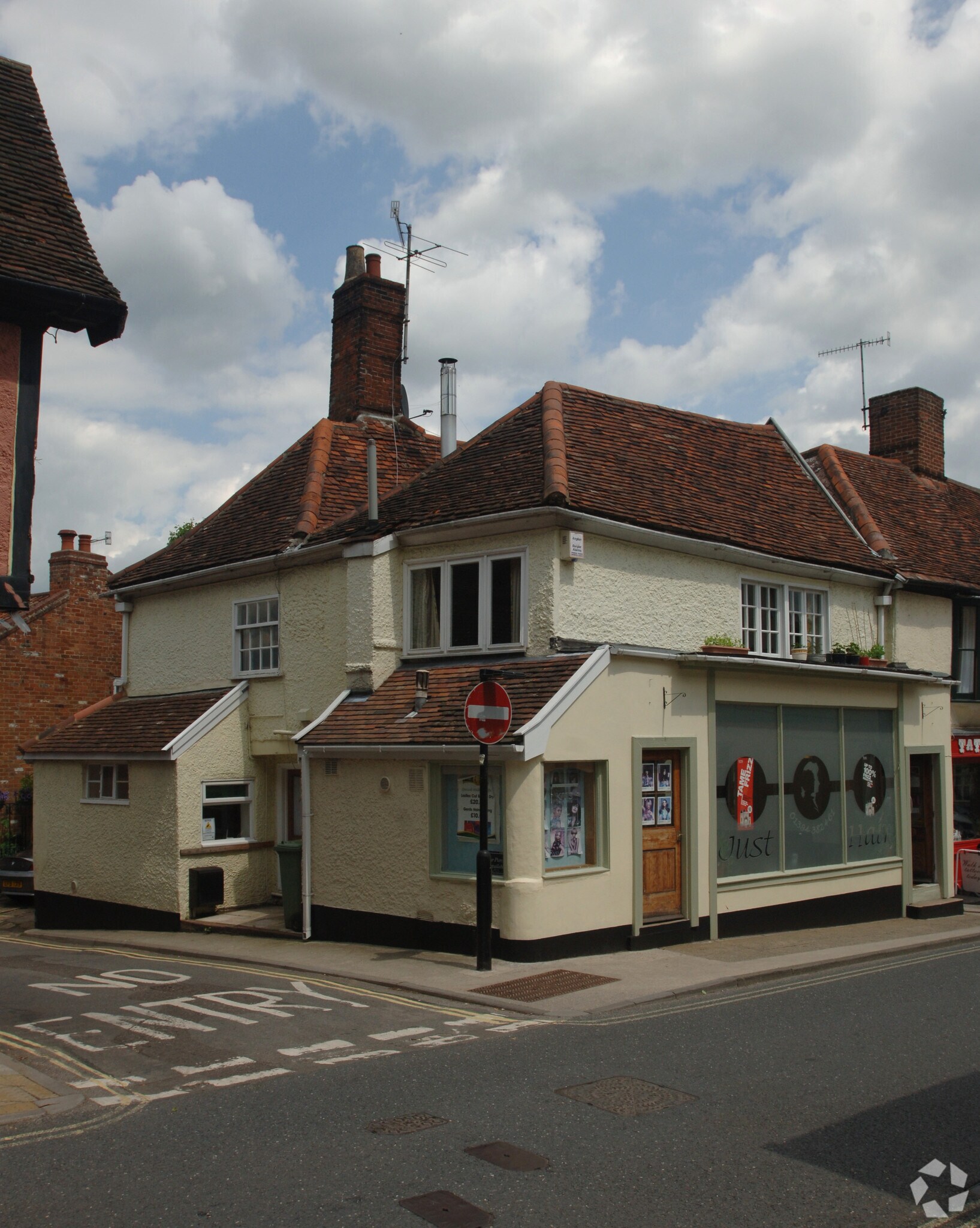 Market Hl, Woodbridge for sale Primary Photo- Image 1 of 1