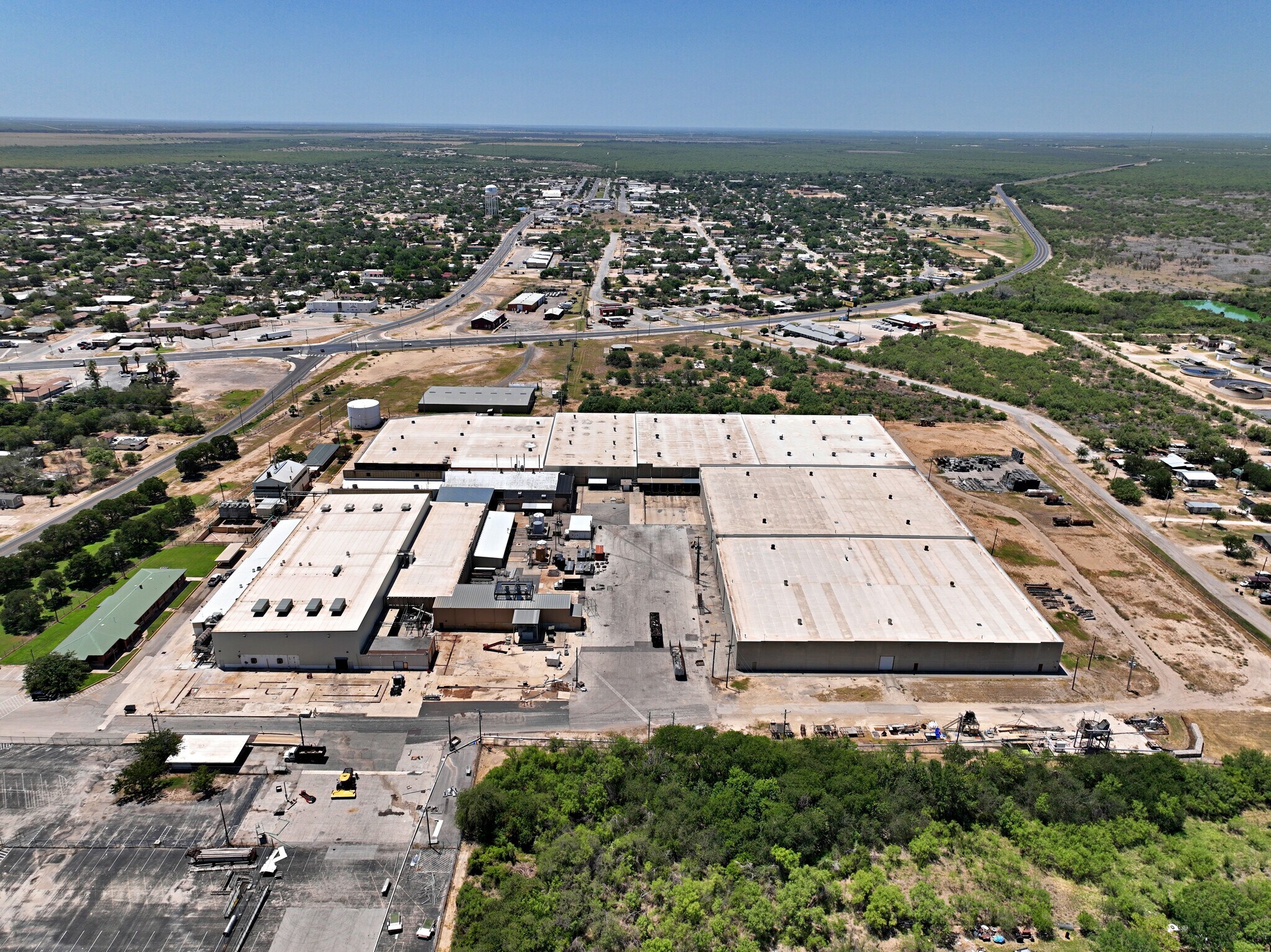 2205 Old Uvalde Hwy, Crystal City, TX for sale Building Photo- Image 1 of 1