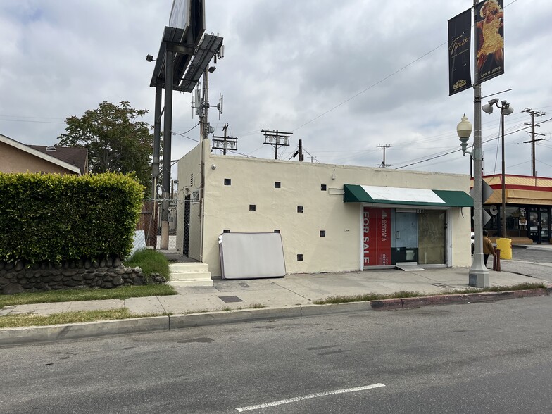 1817 W Jefferson Blvd, Los Angeles, CA for rent - Building Photo - Image 2 of 13