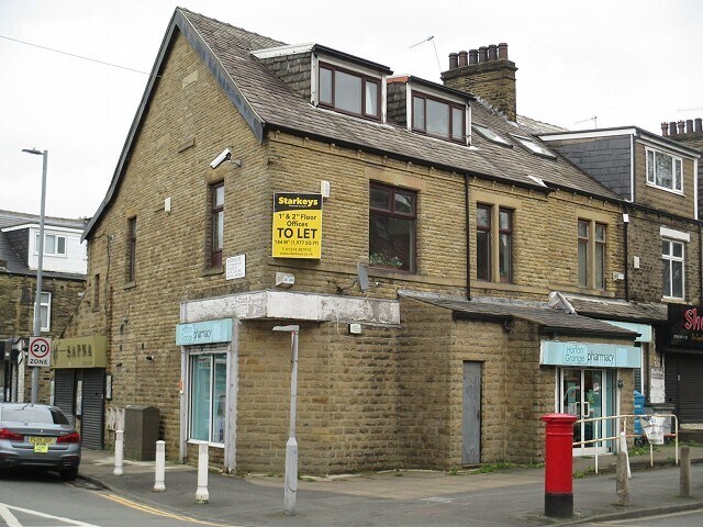 82-84 Horton Grange Rd, Bradford to rent Building Photo- Image 1 of 2
