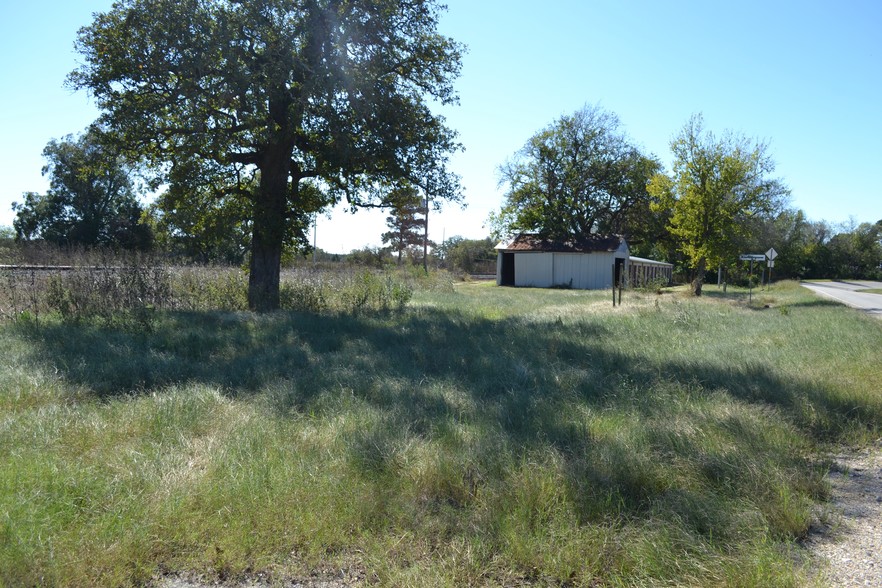 2043 FM 535, Rosanky, TX for sale - Building Photo - Image 3 of 9