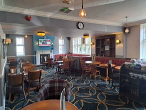 178 Blacker Rd, Huddersfield to rent Interior Photo- Image 2 of 4