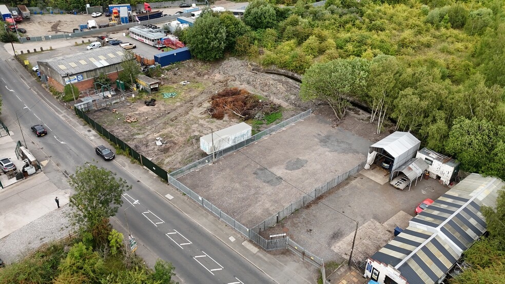 1 Bridge St, Swadlincote to rent - Aerial - Image 3 of 7