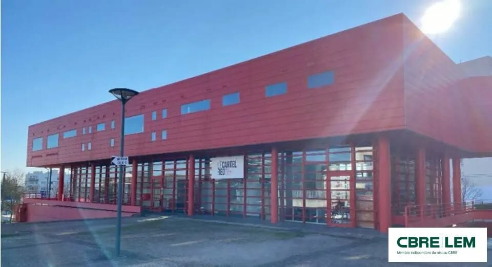 Vente Bureaux 515 m² - Photo 1