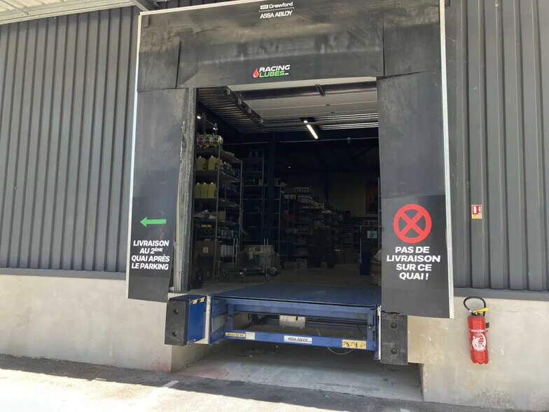 230 Rue Henri Delaunay, Aix-en-Provence to rent - Building Photo - Image 2 of 21