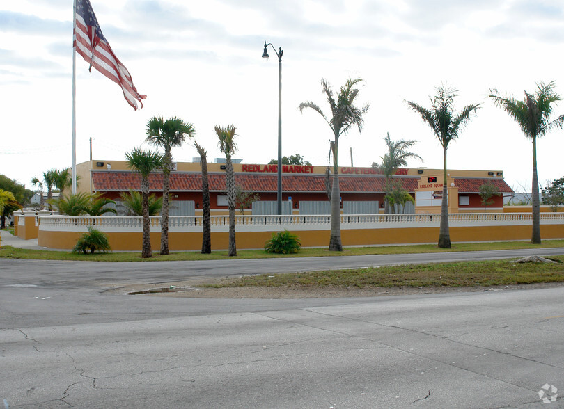 395 NW 14th Ave, Homestead, FL for sale - Primary Photo - Image 1 of 1