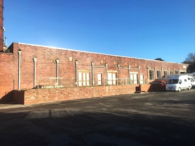 Queen St, Burnley for sale - Primary Photo - Image 1 of 1