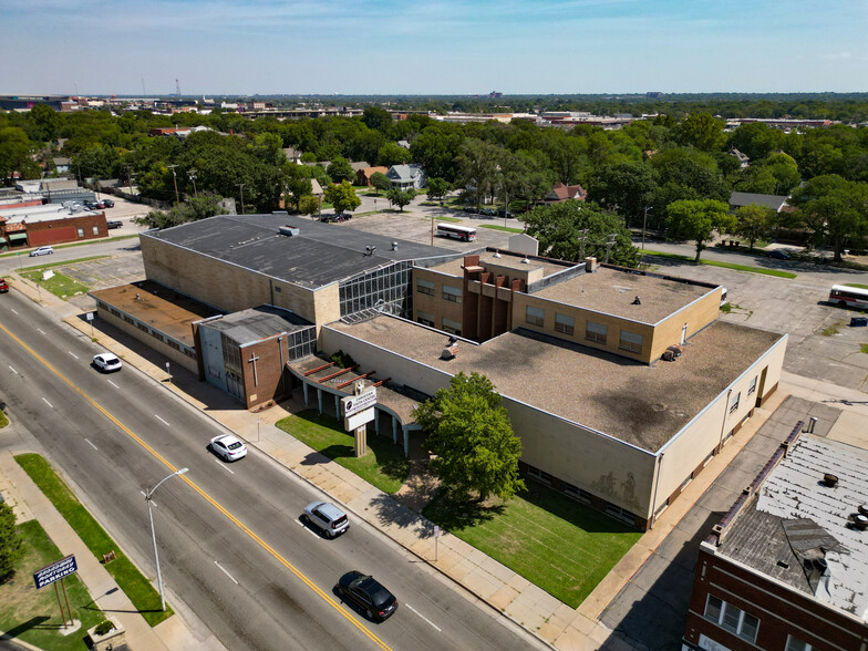 1130 S. Broadway, Wichita, KS for sale - Building Photo - Image 1 of 32