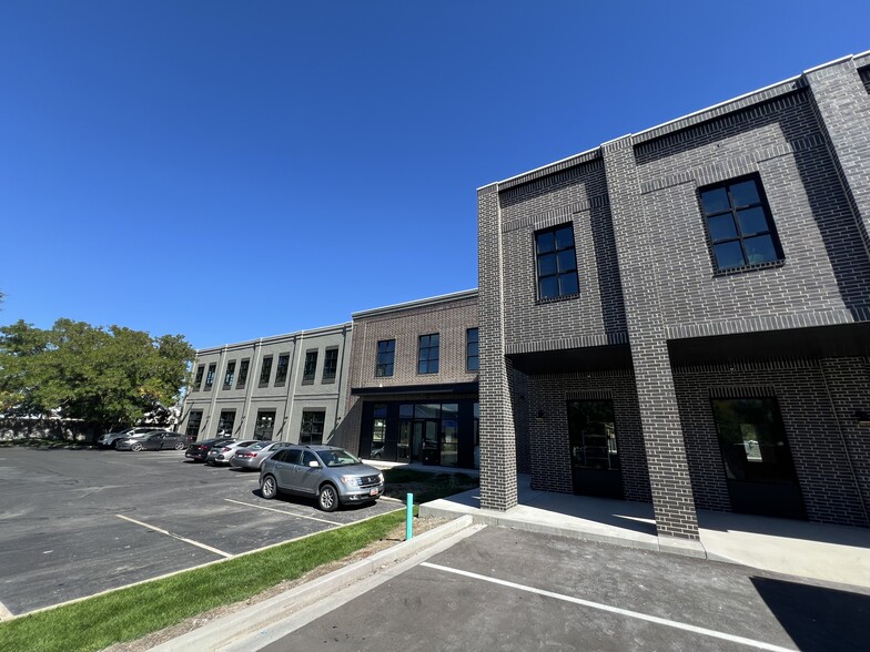 6045 S Fashion Blvd, Murray, UT to rent - Primary Photo - Image 1 of 1