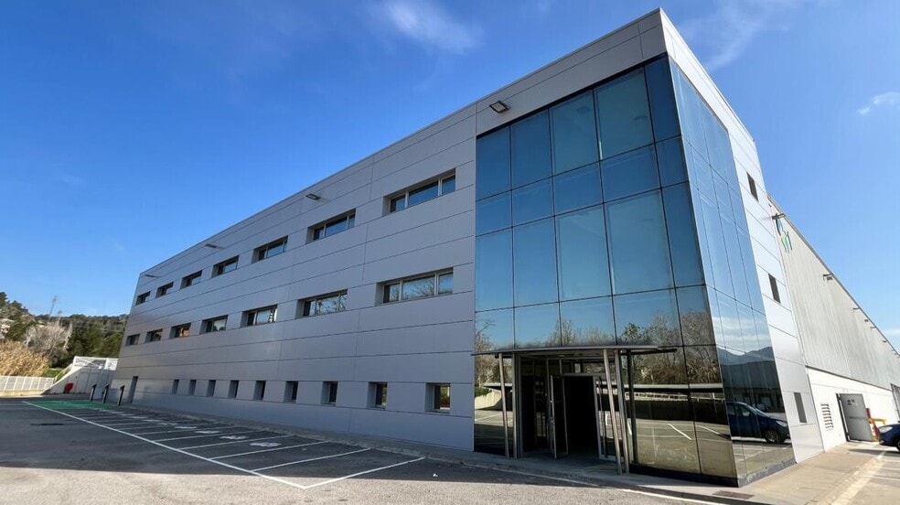 Can Bosch, 1, Subirats, Barcelona to rent - Building Photo - Image 3 of 4