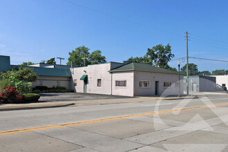 1704 E Nine Mile Rd, Hazel Park, MI for rent Building Photo- Image 1 of 7