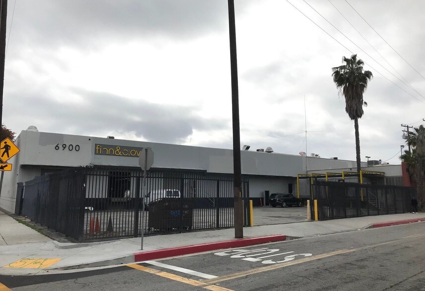 6900 S Alameda St, Huntington Park 90255