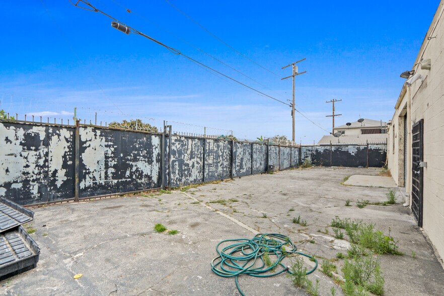 1000 S Gerhart Ave, Commerce, CA for rent - Building Photo - Image 3 of 11