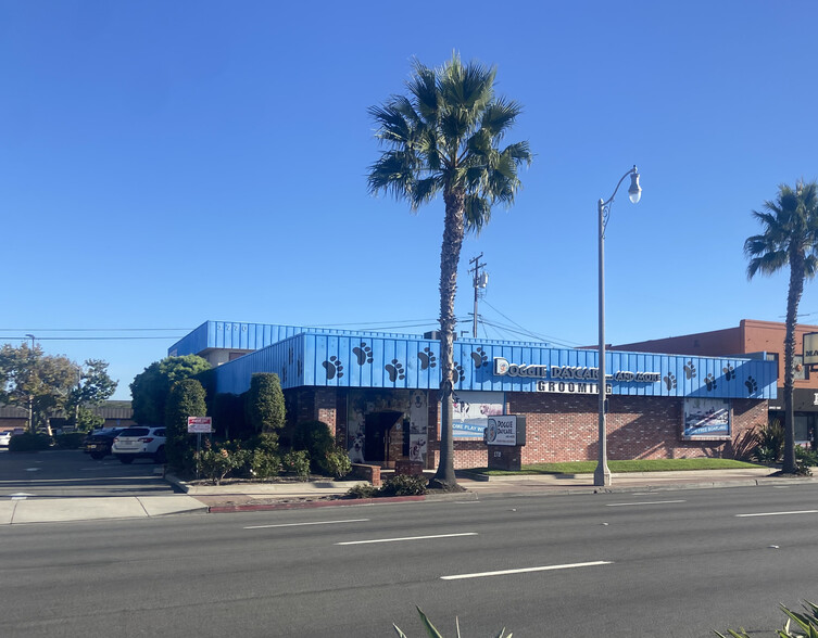 1770 Newport Blvd, Costa Mesa, CA for rent - Primary Photo - Image 1 of 1