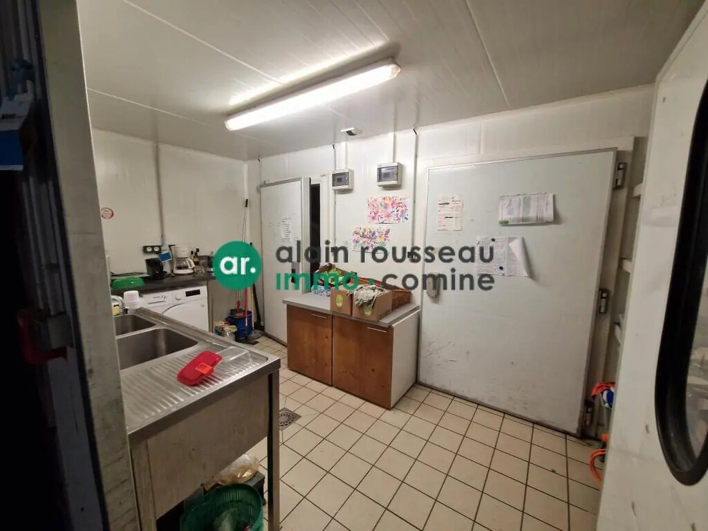 Vente Local d'activités 500 m² - Photo 1