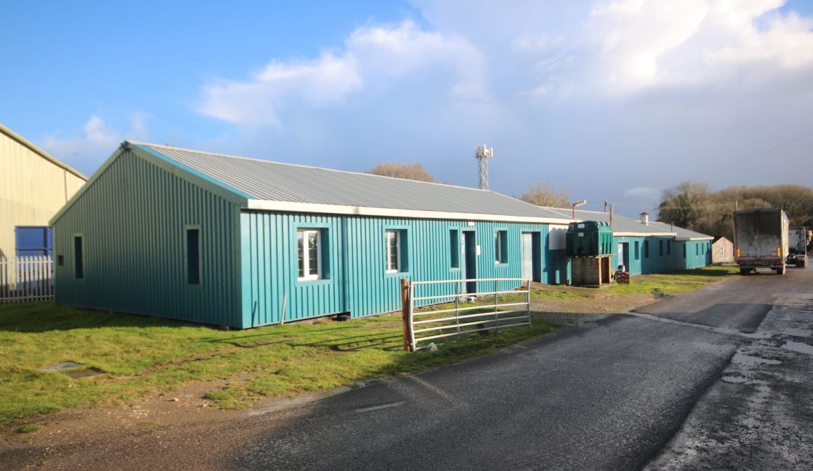 A303 Thruxton Industrial Estate, Weyhill for sale Primary Photo- Image 1 of 1