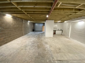 6 Darklake Vw, Plymouth to rent Interior Photo- Image 2 of 3