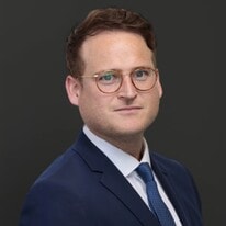 Jonathan Mackie