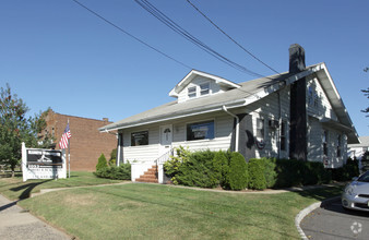 2053 Woodbridge Ave, Edison, NJ for sale Primary Photo- Image 1 of 1