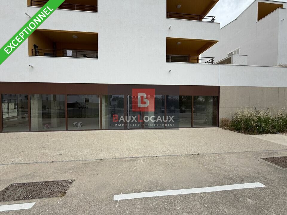 Retail in Avignon for sale Building Photo- Image 1 of 9