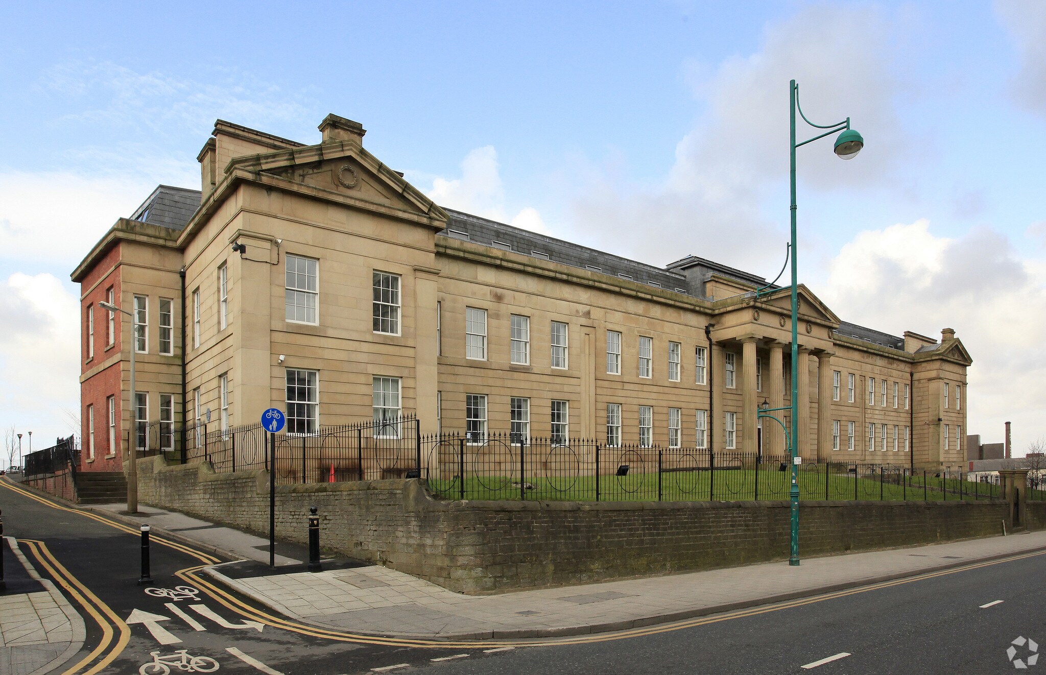 86 Wellington Rd S, Stockport for sale Primary Photo- Image 1 of 1