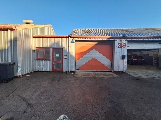 More details for 31 Neville Rd, Croydon - Industrial to Rent