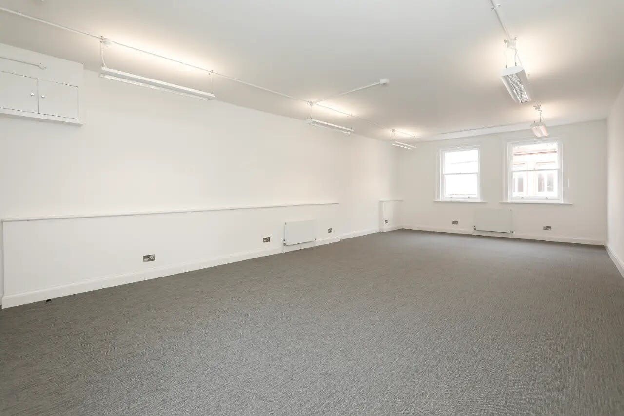 11 Maddox St, London to rent Interior Photo- Image 1 of 8