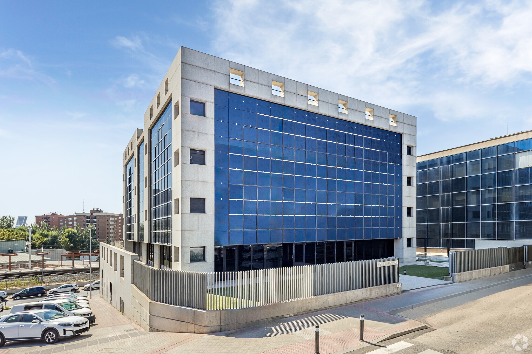 Calle de Manuel Tovar, 43, Madrid, Madrid to rent Building Photo- Image 1 of 24