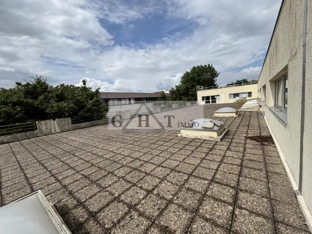 Location Commerce 444 m² - Photo 1