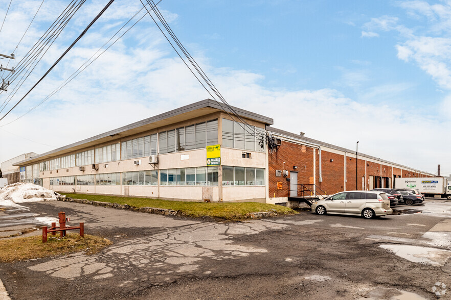 10800 Boul Parkway, Montréal, QC for rent - Building Photo - Image 1 of 6