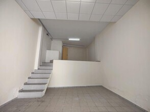 Retail in Vilafranca del Penedès, Barcelona to rent Interior Photo- Image 2 of 10