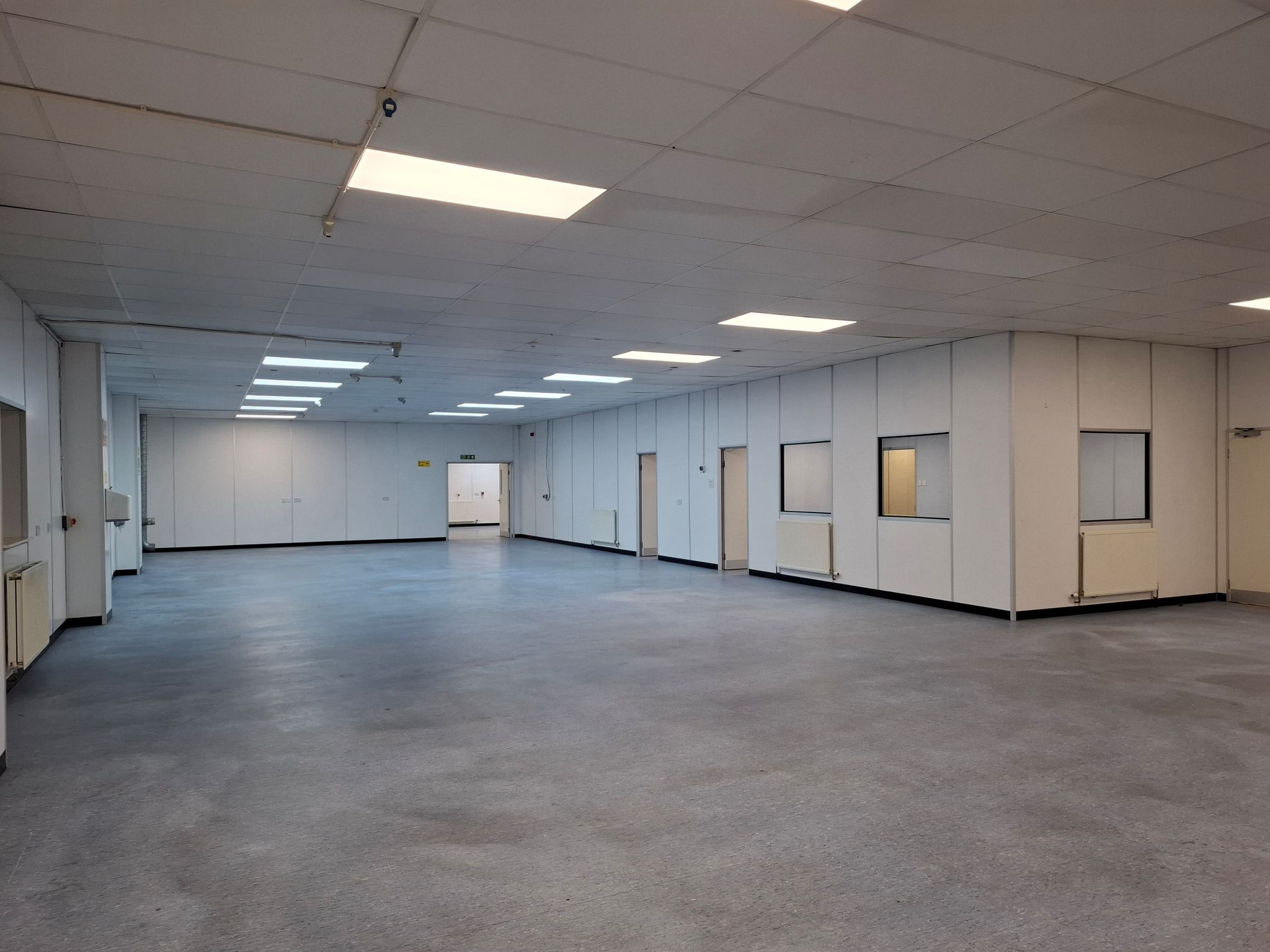 Moss Bridge Rd, Rochdale to rent Interior Photo- Image 1 of 2