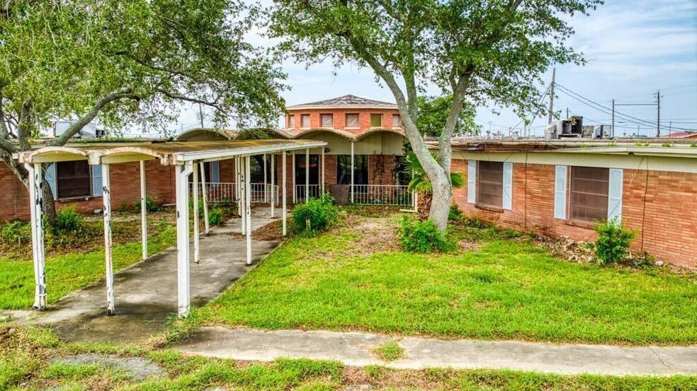 1201 Gregory St, Taft, TX for sale - Building Photo - Image 1 of 1