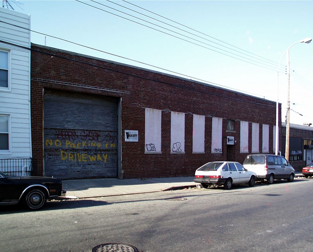 58-94 54th St, Maspeth, NY to rent Building Photo- Image 1 of 1