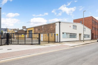 30 Lydden Rd, London to rent Building Photo- Image 2 of 7