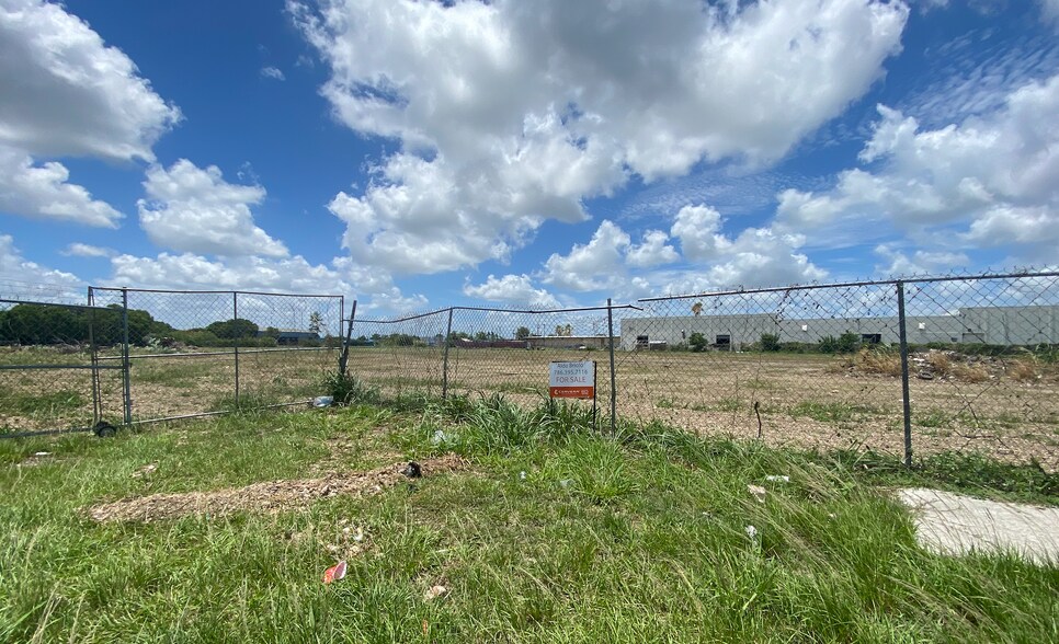 KROME AVE PROXIMITY, Homestead 33030 +4AC LAND ZONED INDUSTRIAL AT