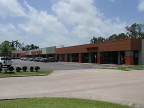 2255 N 11th St, Beaumont, TX for rent Building Photo- Image 1 of 3