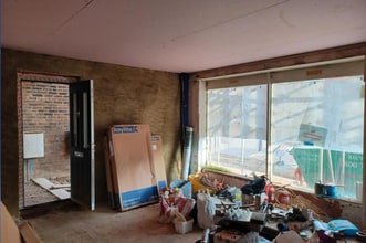 50 Nutfield Rd, Merstham to rent Interior Photo- Image 1 of 2