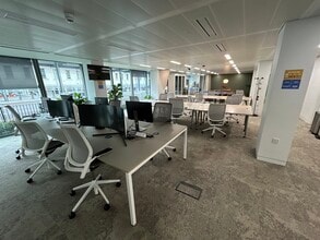 30 Eastbourne Ter, London to rent Interior Photo- Image 2 of 4