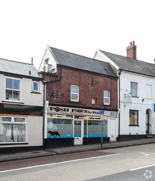 68 Fore St, Exeter to rent - Building Photo - Image 2 of 2