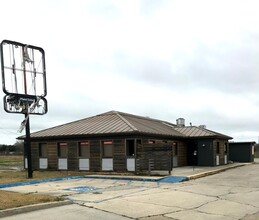 1857 E Main St, Ville Platte, LA for sale Building Photo- Image 1 of 1