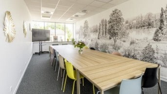 97 Allée Alexandre Borodine, Saint-Priest to rent Primary Photo- Image 1 of 3