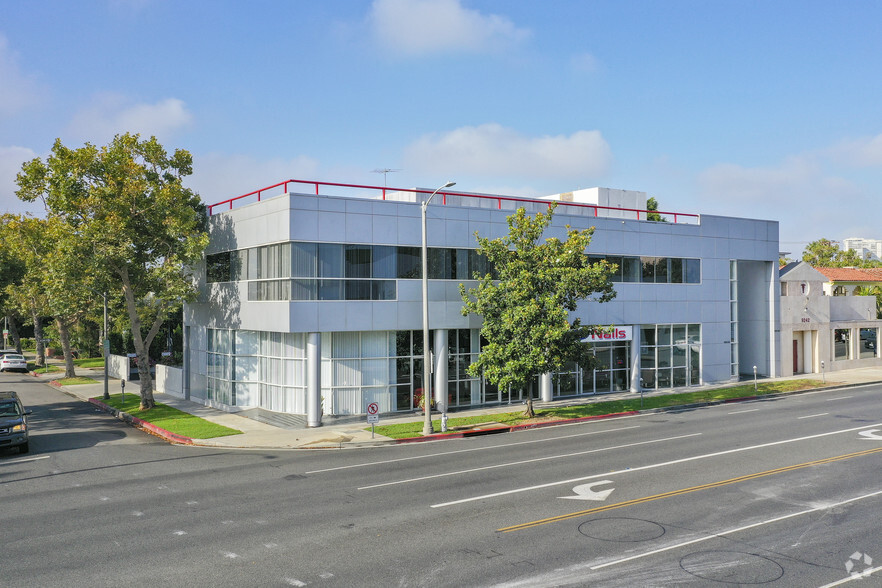 9230 W Olympic Blvd, Beverly Hills, CA for rent - Primary Photo - Image 1 of 9